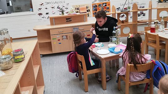 FSJler im Kindergarten Villingen-Schwenningen FSJler im Kindergarten Villingen-Schwenningen